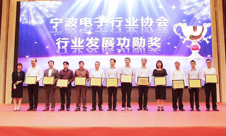 星空娱乐-妄想照进现实,致力成就将来!