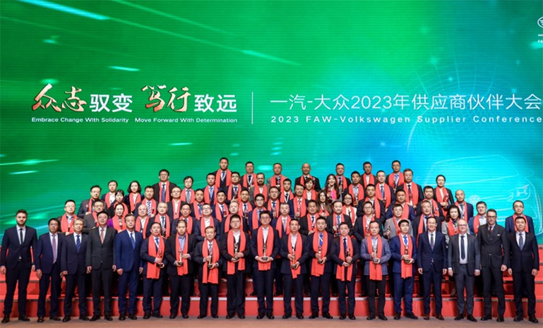 星空娱乐-妄想照进现实,致力成就将来!