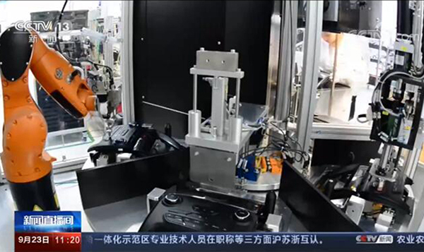 1671682281128260308F.jpg 央视 星空娱乐制作 官网使用.jpg